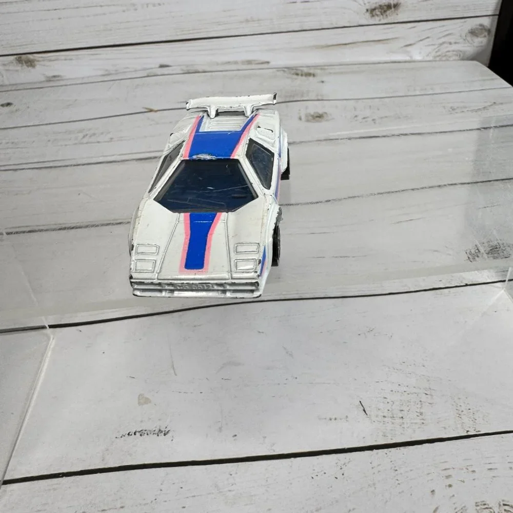 Matchbox 1985 Lamborghini, Ferrari & Fiero Lot – 3 Vintage Diecast Cars‎